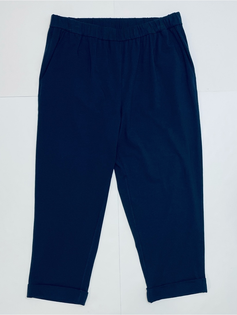 Eileen Fisher Classic Elastic Waist Navy Cropped Pull On Pants Size Medium